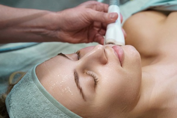 Revitalize Your Skin with Multipolar Radio Frequency Treatment from Skinology+ – The Best Skin Care Clinic of Chandigarh